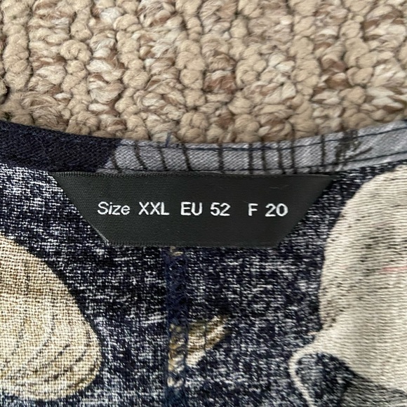 Dress 👗 - Picture 3 of 5